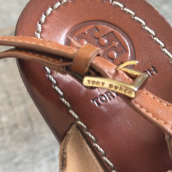 Tory Burch perforated brown cork wedge sandals. Size 11. - Picture 16 of 16